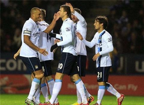 勇士库里连续三场得分30+